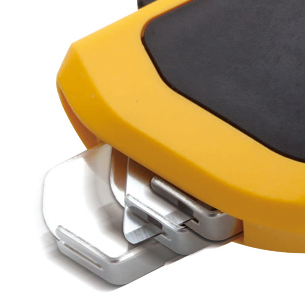 Wedo 37928 Cutter De Sécurité Standard à Rétractation Automatique - Lame 18mm Avec 2 Lames De Rechange